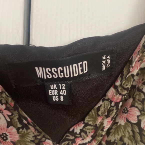 Missguided Black Floral Print Milkmaid Split Midaxi Dress - Picture 4 of 7